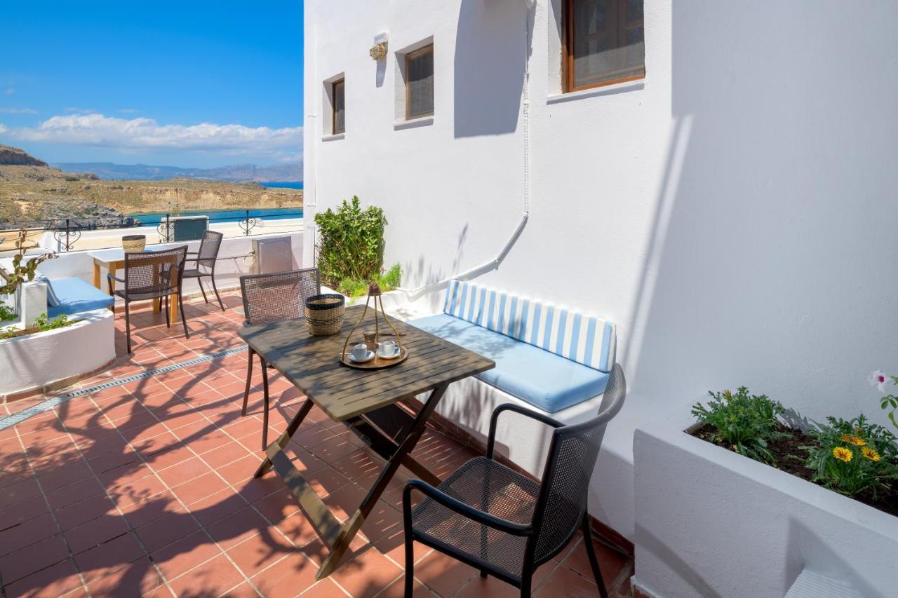 Maris Lindos Suites & Apartments ภายนอก รูปภาพ