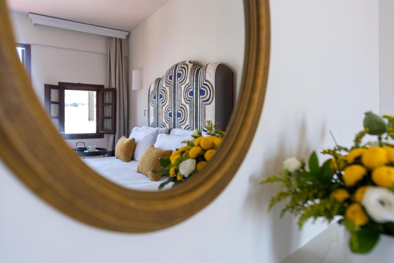 Maris Lindos Suites & Apartments ภายนอก รูปภาพ